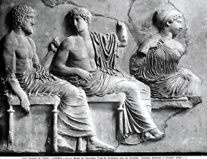 Images Dated 15th November 2005: Detail of the frieze of the Parthenon with a representation of three gods