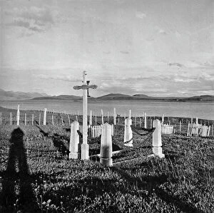 Images Dated 9th November 2011: A funerary monument on the Argentine planelands