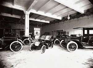 Images Dated 25th January 2011: Garages Riuniti FIAT, in Via Alamanni, Florence