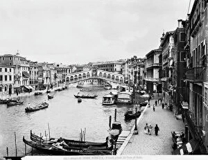 Trending: The Grand Canal and the Rialto Bridge