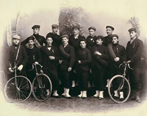 Images Dated 26th August 2008: A group portrait of cyclists
