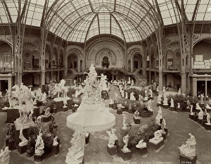 Images Dated 30th October 2009: The hall of the Grand Palais, Paris Universal Exhibition of 1900