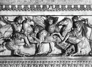 Images Dated 10th April 2012: High relief depicting a scene of a lion hunt, detail of the sarcophagus of Alexander; work