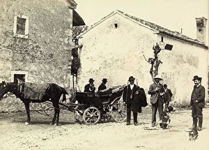 Images Dated 11th May 2011: Horse and cart with a group of hunters preparing to set off on a hunting trip