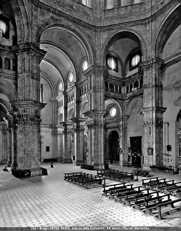 Images Dated 15th September 2011: Interior of the Cathedral of Pavia