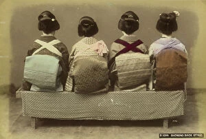Japan: Japanese dancers shoulders