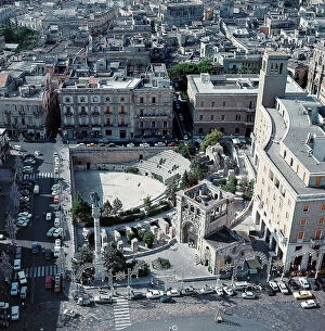 Images Dated 29th January 2007: Lecce: Roman amphitheater