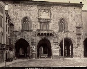 Images Dated 7th September 2010: The Library Palace in Piazza Vecchia, formerly Palazzo della Ragione, Bergamo
