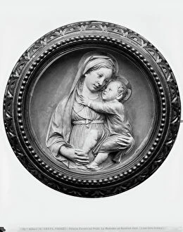Images Dated 1st December 2010: Madonna and Child, terracotta invetriata, Luca della Robbia (1400-1481), Palazzo Corsini al Prato