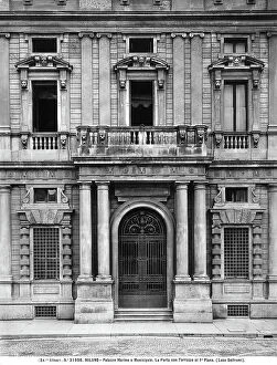Images Dated 27th March 2008: Main door with terrace to the first floor; detail of the facade of Palazzo Marino on Piazza della