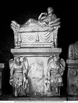 Images Dated 6th September 2011: Marble cinerary urn of Arunte Volumno, the base is adorned with stones, winged funeral demons
