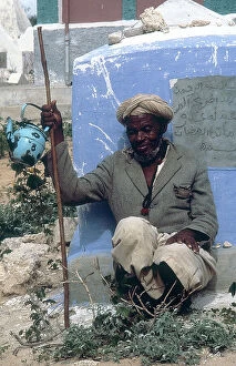 Images Dated 17th November 2009: Mogadishu. Next to a grave in the cemetery of the Shek-Sufi mosque