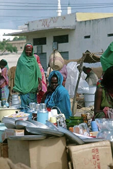 Images Dated 16th November 2009: Mogadishu. The market