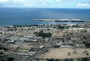Images Dated 5th November 2009: Mogadishu. From the sky. The port