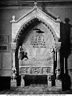 Images Dated 28th December 2012: Monument to Cardinal Guglielmo Longhi of the Church of Santa Maria Maggiore in Bergamo