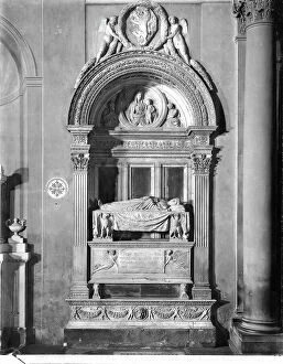 Images Dated 30th May 2006: Monument to Leonardo Bruni. Work by Bernardo Rossellino preserved in the Basilica of S