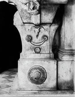 Images Dated 2nd August 2011: Detail of the Monument to Lorenzo de Medici work by Michelangelo, located in the New Sacristy