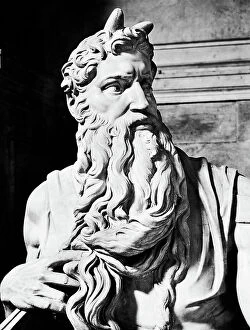 Images Dated 30th January 2007: Detail of Moses head, tomb of Julius II, Church of San Pietro in Vincoli, Rome