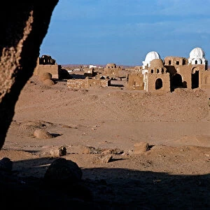 Images Dated 12th December 2011: Nubia. The border with Sudan, a Muslim cemetery