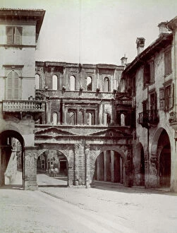 Images Dated 16th April 2012: The old Porta dei Borsari in Verona