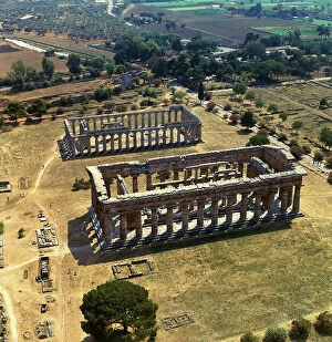 Images Dated 16th March 2007: Paestum