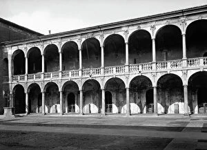 Images Dated 6th February 2006: The Palace of Paratici in Broletto di Novara