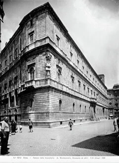 Images Dated 30th April 2009: The Palazzo della Cancelleria in Rome