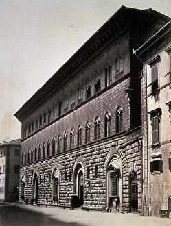 Images Dated 14th April 2010: Palazzo Medici-Riccardi, the fifteenth century palace overlooking Via Cavour in Florence
