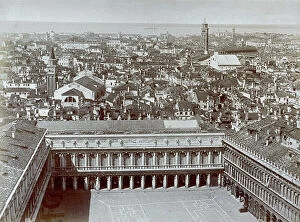 Images Dated 22nd December 2010: Panorama of the city of Venice from the bell tower of San Marco