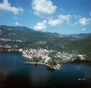 Images Dated 23rd November 2006: Panorama of Lake Como