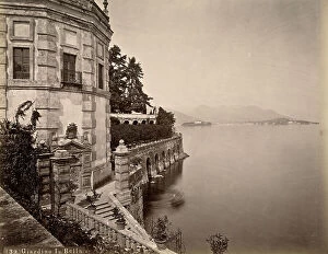 Images Dated 7th September 2009: Panoramic view of the Lake Maggiore from the garden of Borromeo Palace on the Isola Bella