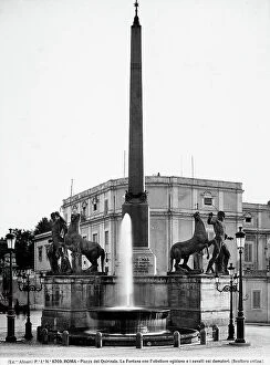 Images Dated 5th February 2010: Piazza del Quirinale in Rome: Fountain of Monte Cavallo