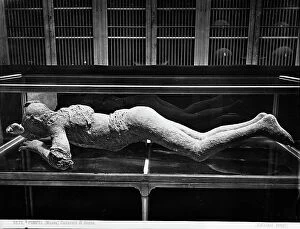 Images Dated 19th October 2010: Plaster cast of a human corpse of a victim of the eruption of Mount Vesuvius, ruins of Pompeii