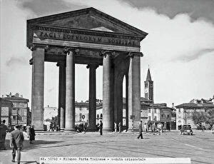 Images Dated 12th April 2012: Porta Ticinese built by Luigi Cagnola in Milan
