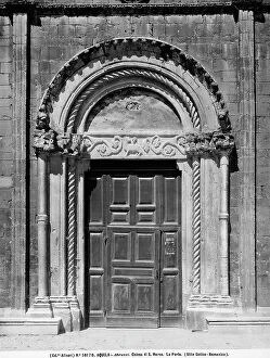 Images Dated 27th April 2012: Portal of the Church of San Marco, in L'Aquila, Abruzzo