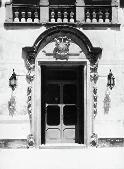 Images Dated 29th March 2010: Portal of a villa in Noventa Padovana
