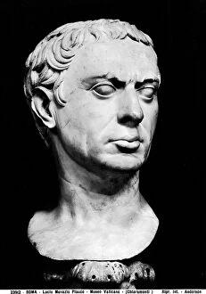 Images Dated 6th December 2007: Portrait of Lucius Munatius Plancus: work preserved in the Chiaramonti Museum of the Vatican