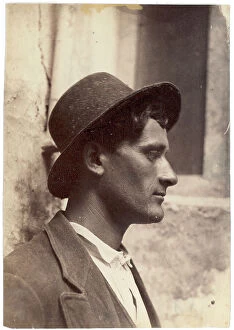 Images Dated 26th November 2007: Portrait of a peasant from Orsogna, Abruzzo