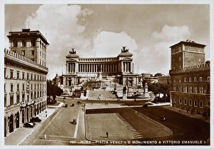 Images Dated 28th April 2011: Postcard view of Rome, Piazza Venezia and Monument to Vittorio Emanuele II