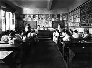 Images Dated 24th May 2011: Pupils from the girls school in Via Santo Spirito, in Florence portrayed during a shorthand lesson
