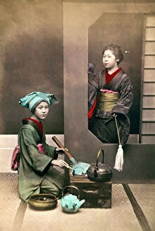 Images Dated 25th November 2011: 'Reise Frinnerungen': pair of Japanese women