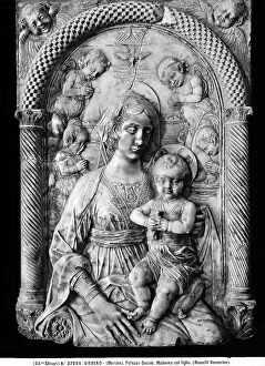 Images Dated 30th April 2012: Relief representing the Madonna and Child, by Domenico Rosselli