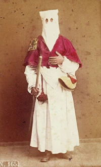 Images Dated 7th June 2004: Representative of a confraternity in traditional dress