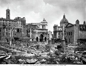 Images Dated 1st December 2008: Roman Forum with the Curia and the Arch of Septimius Severus, Rome