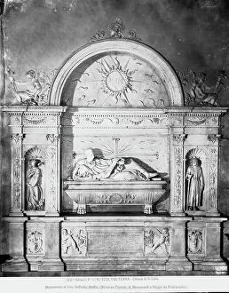 Images Dated 25th August 2009: Sepulcher of the blessed Raffaele Maffei, by Silvio Cosini, with two lateral statues