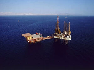 Images Dated 22nd December 2011: Sinai. Red Sea Red Sea views from the sky, the exit of the Suez Canal oil platforms
