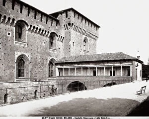 Images Dated 4th March 2008: The small bridge of Ludwig the Moor, gallery built by Bramante in the Castello Sforzesco of Milan