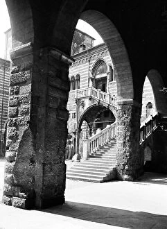 Images Dated 11th March 2010: Stairway to the Palazo dei Trecento, Piazza dei Signori, Treviso