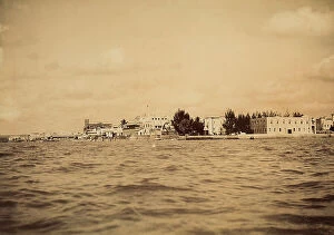 Images Dated 4th April 2011: Stone Town seen from the sea; Island of Zanzibar, Tanzania