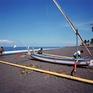 Images Dated 5th July 2011: Sunda Islands, Bali, Indonesian fishing boats